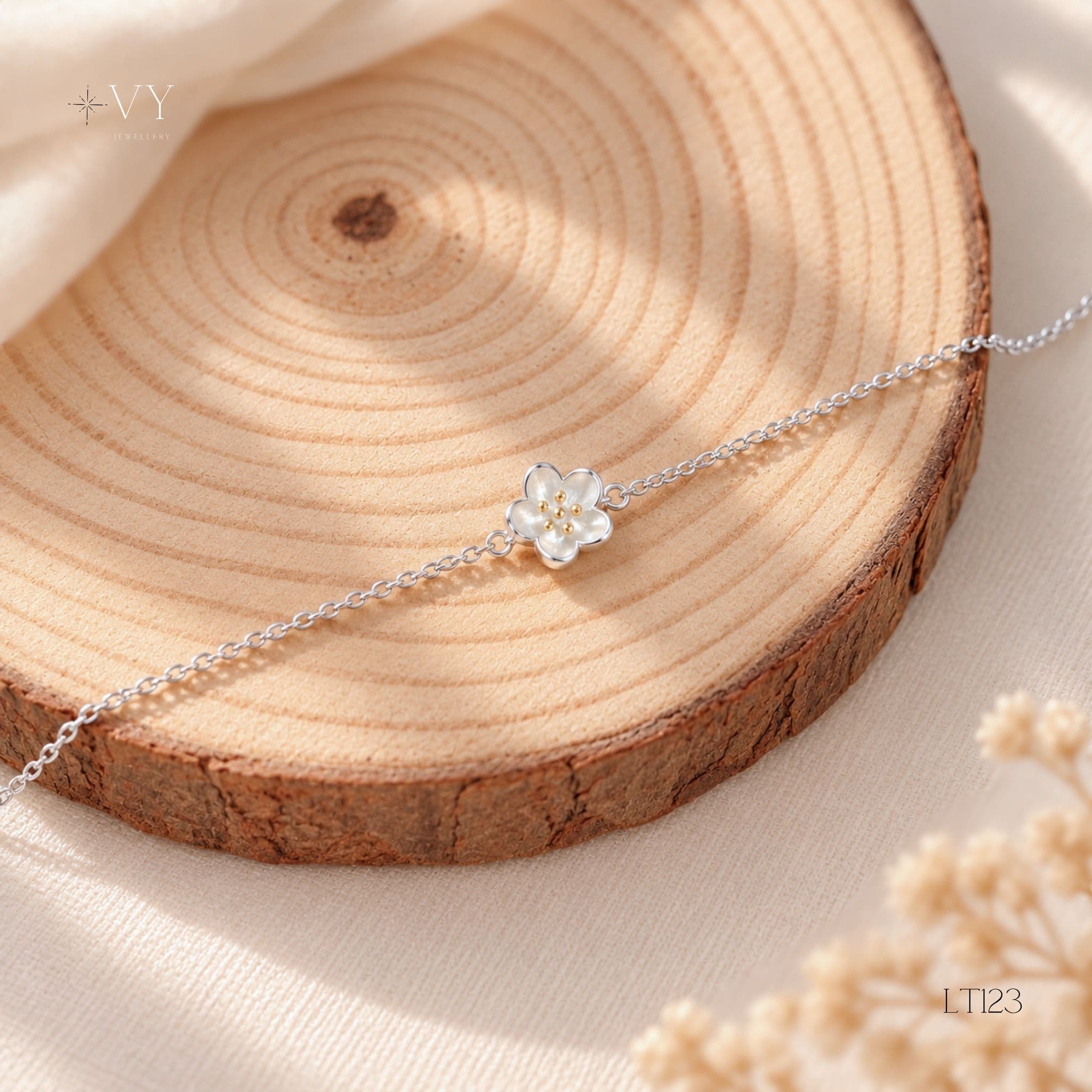 Silver Mother-of-Pearl Flower Bracelet